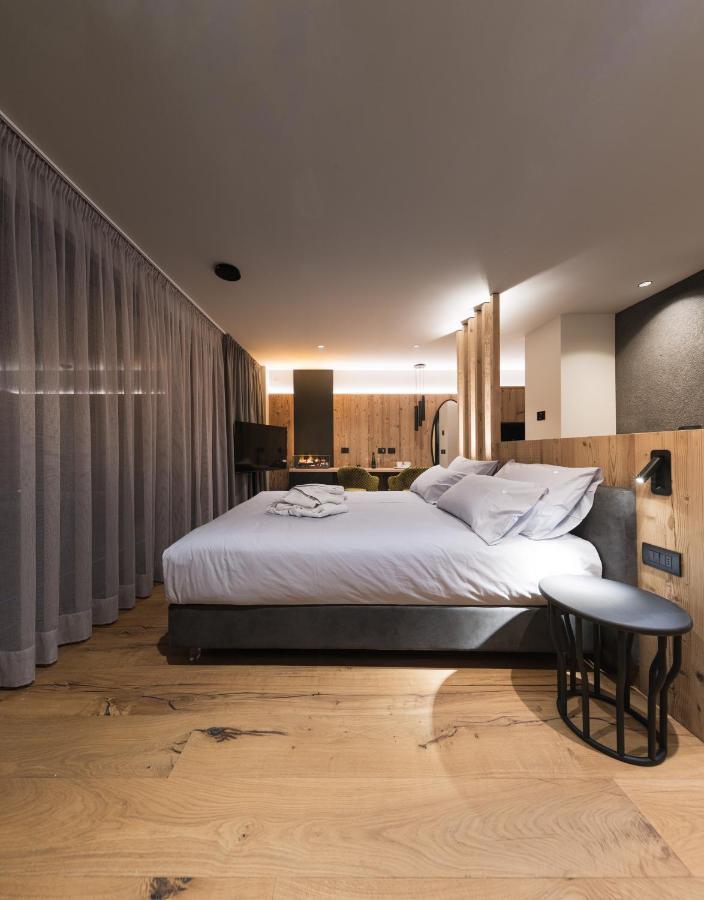 Dolomiti Exclusive Your Mountain Suite Pozza di Fassa Luaran gambar