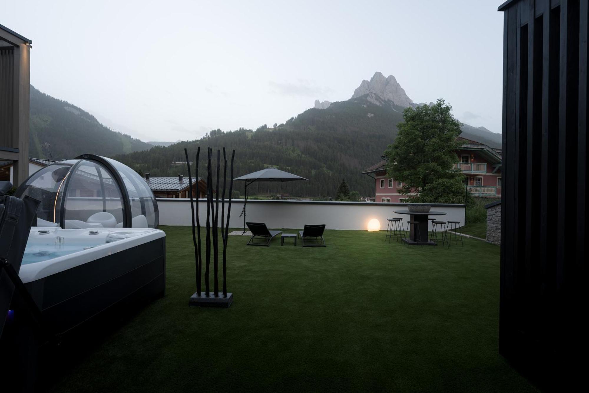 Dolomiti Exclusive Your Mountain Suite Pozza di Fassa Luaran gambar